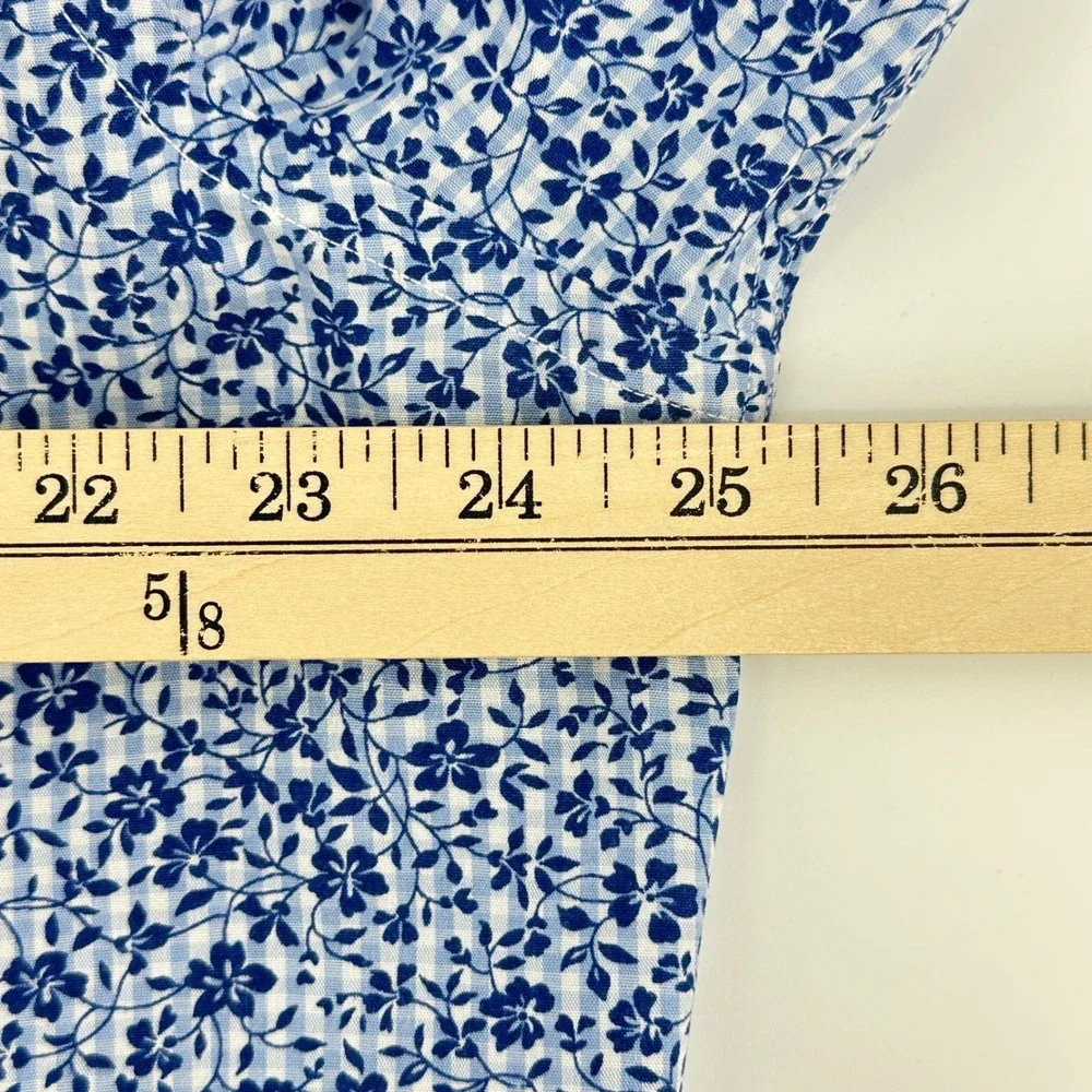 Banana Republic Blue and White Floral Button-Down Shirt